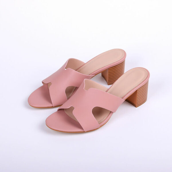 Women's sandals at wholesalesummer open-toe chunky summer Women's Customized Low Heel Shoes: Ideal for Any Occasion - Image 2