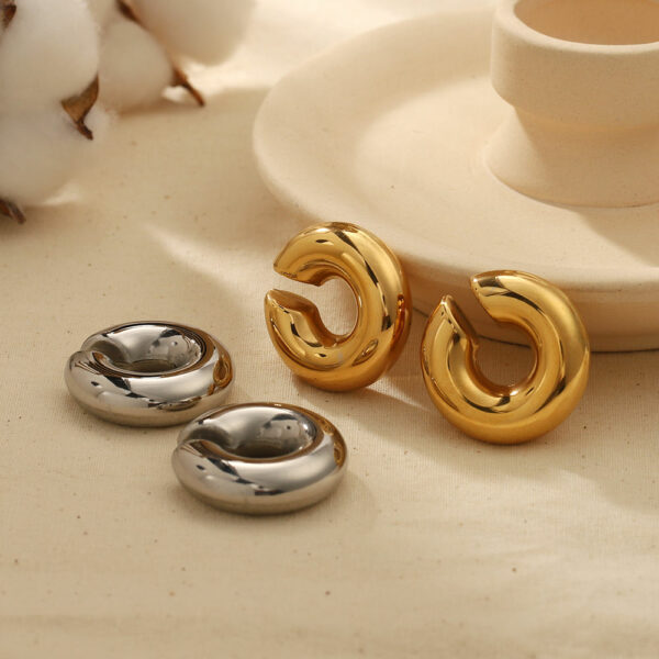 Brand-New 18K Gold-Plated Stainless Steel Waterproof Ear Cuffs with an Exaggerated C Shape Ear Clip for Women - Image 3