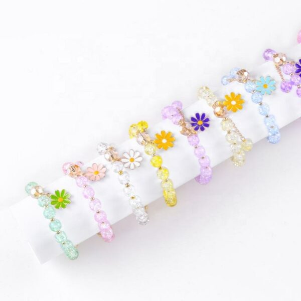 New handmade tiny flower jewelry for females, tiny beaded bracelet with fresh crystals. - Image 3