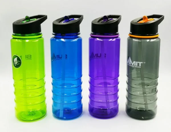 Custom logo straw bottle at a low cost for sports water bottle made of plastic