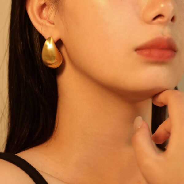 Women's Chunky Statement Oversized Teardrop Earrings in 18k Gold Plate Gold Teardrop Hollow Earrings in Stainless Steel - Image 3