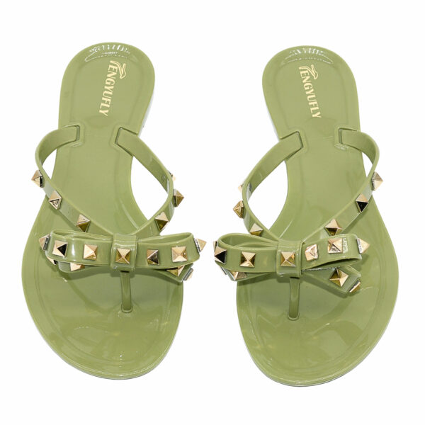 Fashionable women's shoes, summertime flat sandals, seductive and charming jelly sandals - Image 4