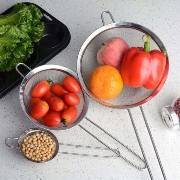 Superior Fine-mesh Strainer Stainless Steel Colanders and Sifters for Baking Flour - Image 4