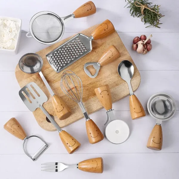 A pizza cutter, bottle opener, peeler, and fruit and vegetable tools are included in this 11-piece set of beech wood handle kitchenware. - Image 6