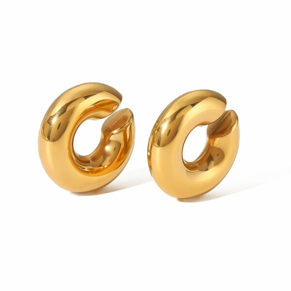 Brand-New 18K Gold-Plated Stainless Steel Waterproof Ear Cuffs with an Exaggerated C Shape Ear Clip for Women - Image 6