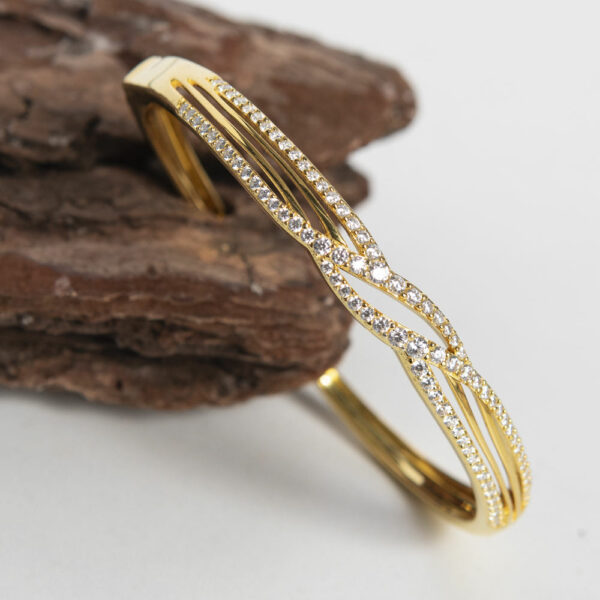 Women's bespoke 18k gold-plated layered hollow zircon gold bracelet made of 925 sterling silver - Image 6