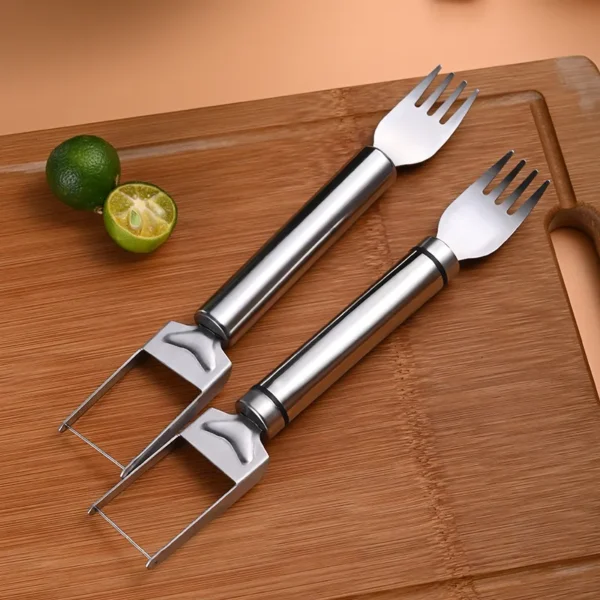 Hot  summer multipurpose 2 in 1 watermelon fruit knife, stainless steel fork, and watermelon cutter are new products.