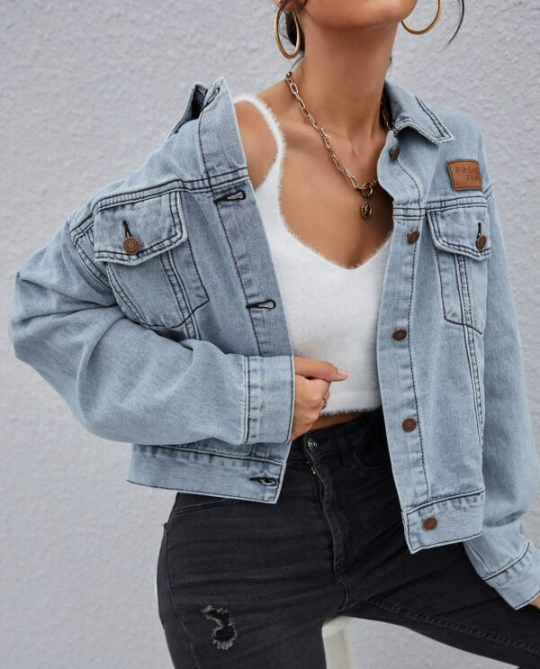 New Fashion Pocket Long Sleeve Denim Women Jacket with Customized Jean Ladies Coat