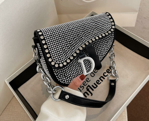 Women's Fashion Saddle Bag with Luxurious Design, Thick Chain and Brilliant Diamond for Women's Underarm Carrying - Image 5