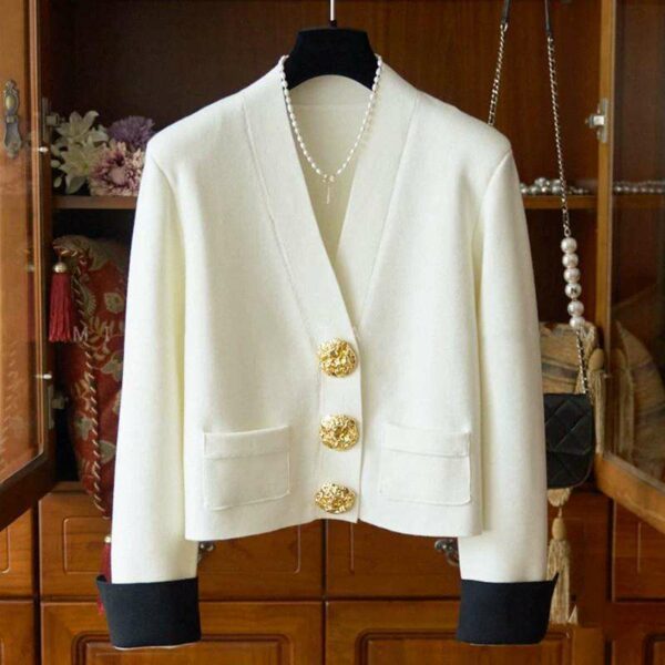 Women's Autumn Temperament Black and White Contrasting V-neck Knitted Cardigan Coats from Boutique Wholesale - Image 2