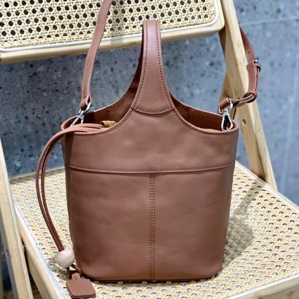 Women's bag with customizable logo, new style handbag Superior quality leather bucket bag with cowhide shoulder strap. - Image 3