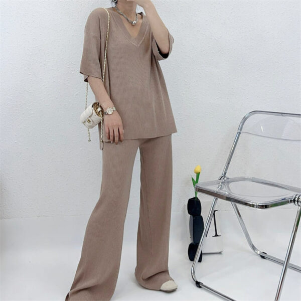 New V-neck basic two-piece set for spring and summer; fashion knit sweater suits for women - Image 3