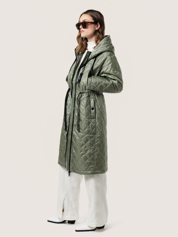 Women's Solid Quilted Windbreaker Jacket with Hood and Padded Overcoat for Spring and Autumn - Image 3