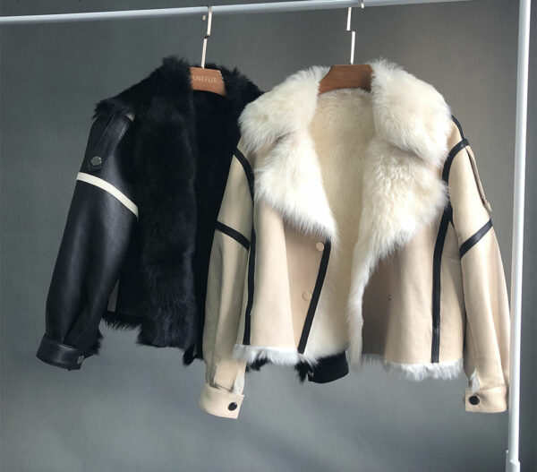 Genuine Sheepskin Leather Jacket for Women: Women's coats and jackets Ladies