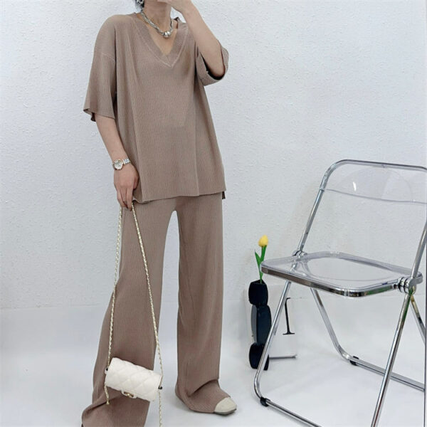 New V-neck basic two-piece set for spring and summer; fashion knit sweater suits for women - Image 4