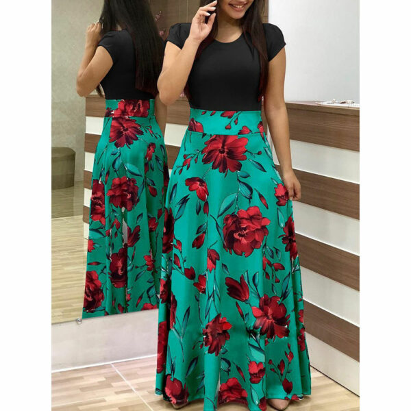 Women's Summertime Casual Wear That's Hot Chic Floral Maxi Dress for a Party, Bodycon Silhouette with Natural Floral Print and Dot Patchwork - Image 3