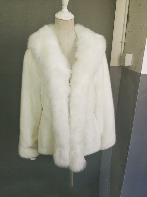 Women's short-style rabbit fur coat with fox fur collar, unique fox fur coats on sale - Image 5