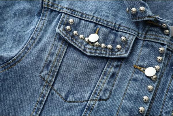 Women's Minimal Denim Coat Women's Pearl Loose New Denim Jacket for Spring and Autumn - Image 5