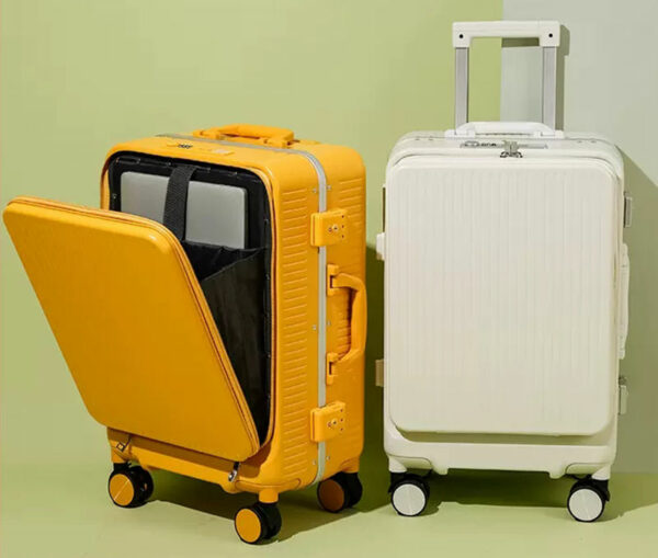 High-quality, low-quantity business travel luggage for men and women that fits in a suitcase and is secured  - Image 4