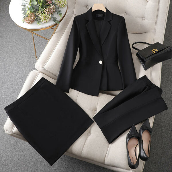 Women's High-End Goddess Fan Zhu Bao Worksuits in Spring and Autumn: A New Take on an Old Fashion Blazer