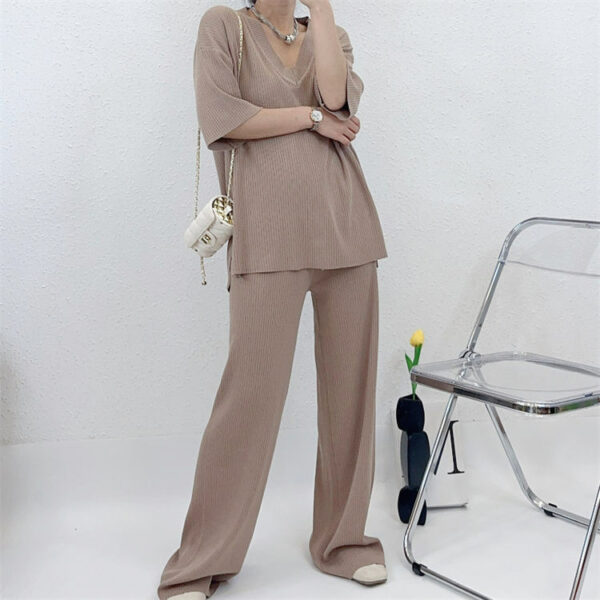 New V-neck basic two-piece set for spring and summer; fashion knit sweater suits for women - Image 6