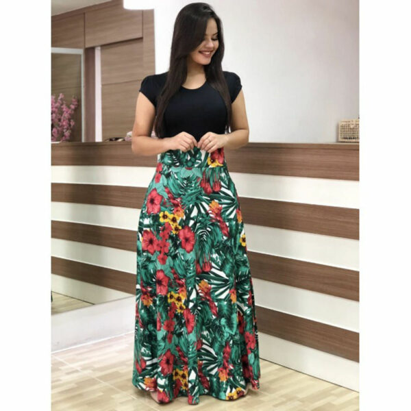 Women's Summertime Casual Wear That's Hot Chic Floral Maxi Dress for a Party, Bodycon Silhouette with Natural Floral Print and Dot Patchwork