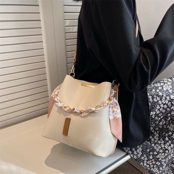 One-shoulder bags in bulk that are stylish Women's Candy Pu Leather Chain Bucket Bag - Image 6