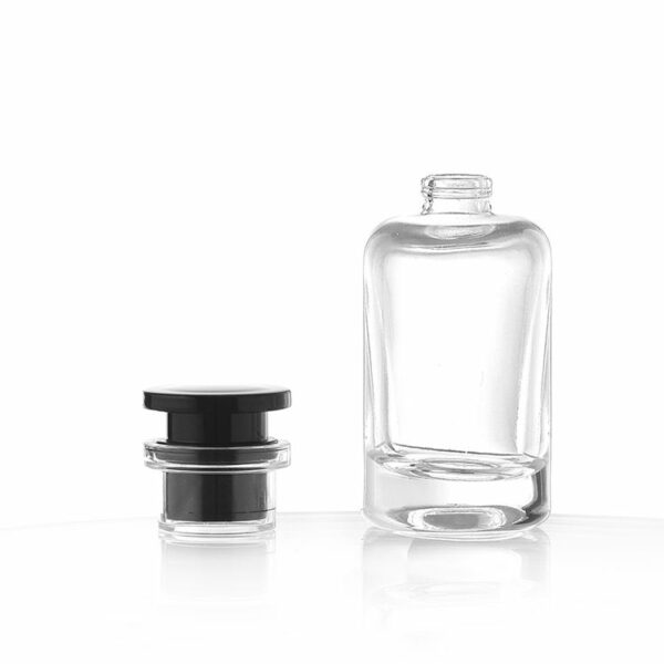 Top Quality Round 100ml Glass Spray Bottle for Fragrance with Material Certificate Screen Printing Bottle at Wholesale Prices - Image 3