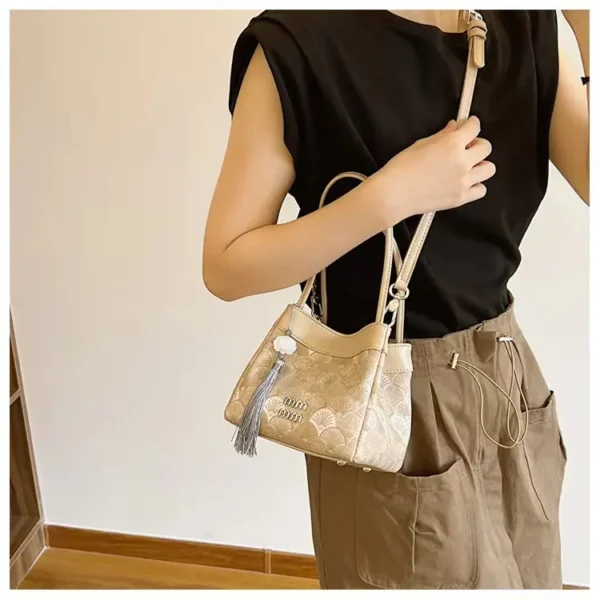 Brand-new, highly popular Chinese women's purse Single shoulder national design mini bucket bag with a crossbody small vegetable basket bag - Image 7