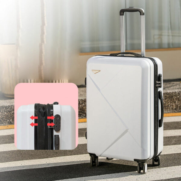 Four sizable nylon suitcases with patent technology that operate silently on two wheels - Image 6